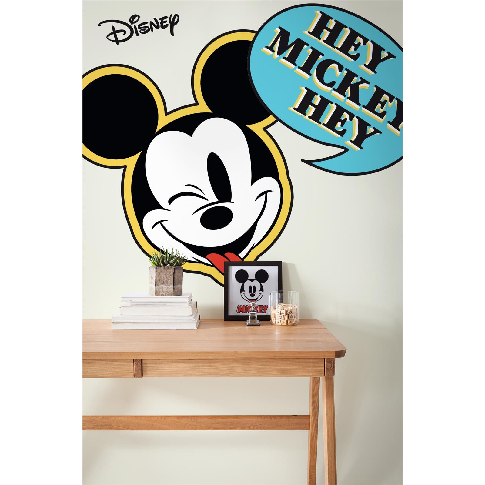 Selbstklebende Vlies Fototapete/Wandtattoo - Mickey Hey XXL - Größe 127 x 200 cm