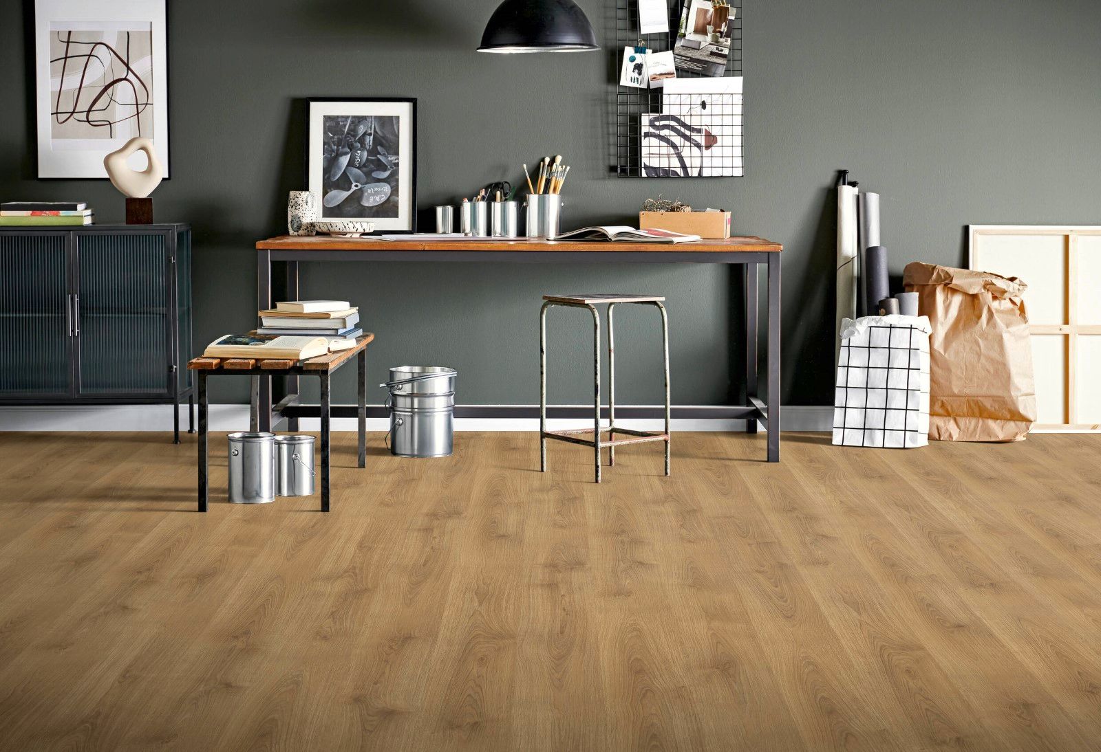 Laminat MANHATTAN 332NP NormalPlank 3821-Oak tradition 1-St. SP 129,2 x 19,3 x 0,08 cm